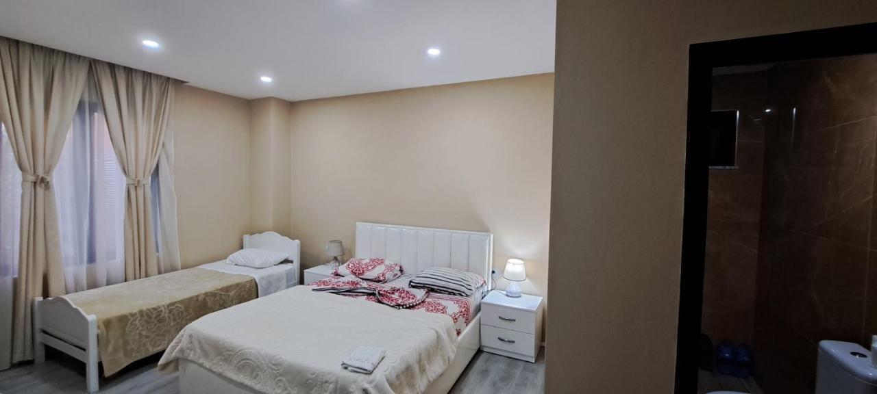 Citycenterhotel Shkodër 외부 사진