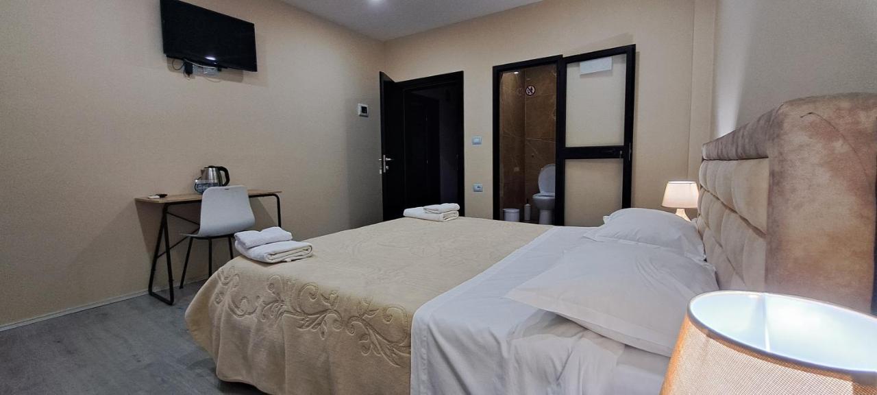 Citycenterhotel Shkodër 외부 사진