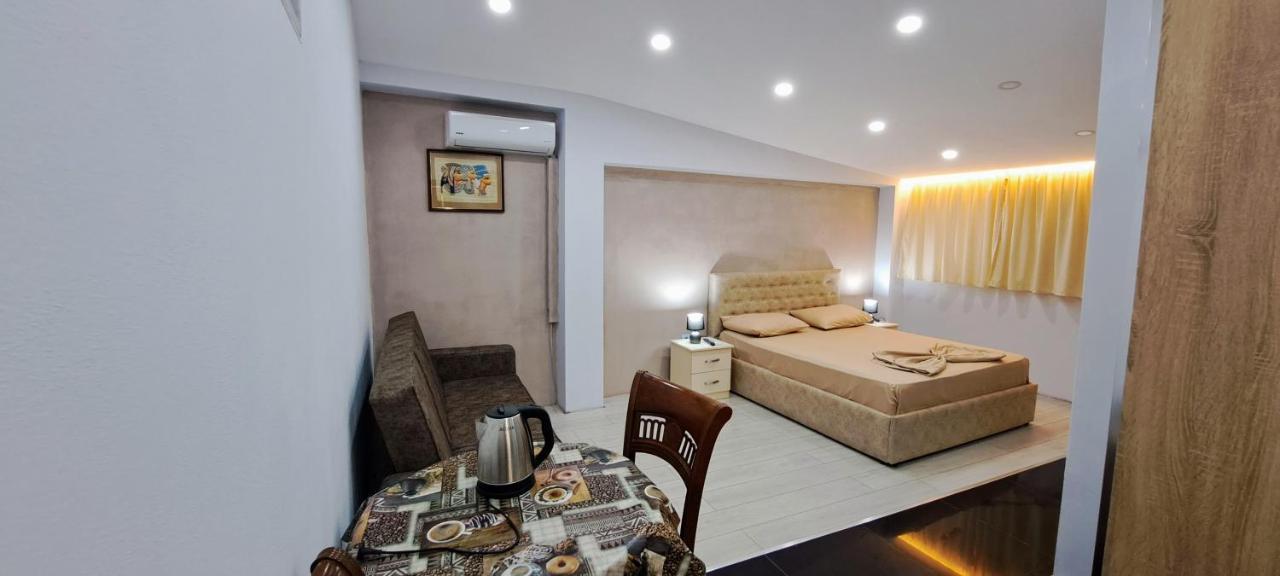 Citycenterhotel Shkodër 외부 사진