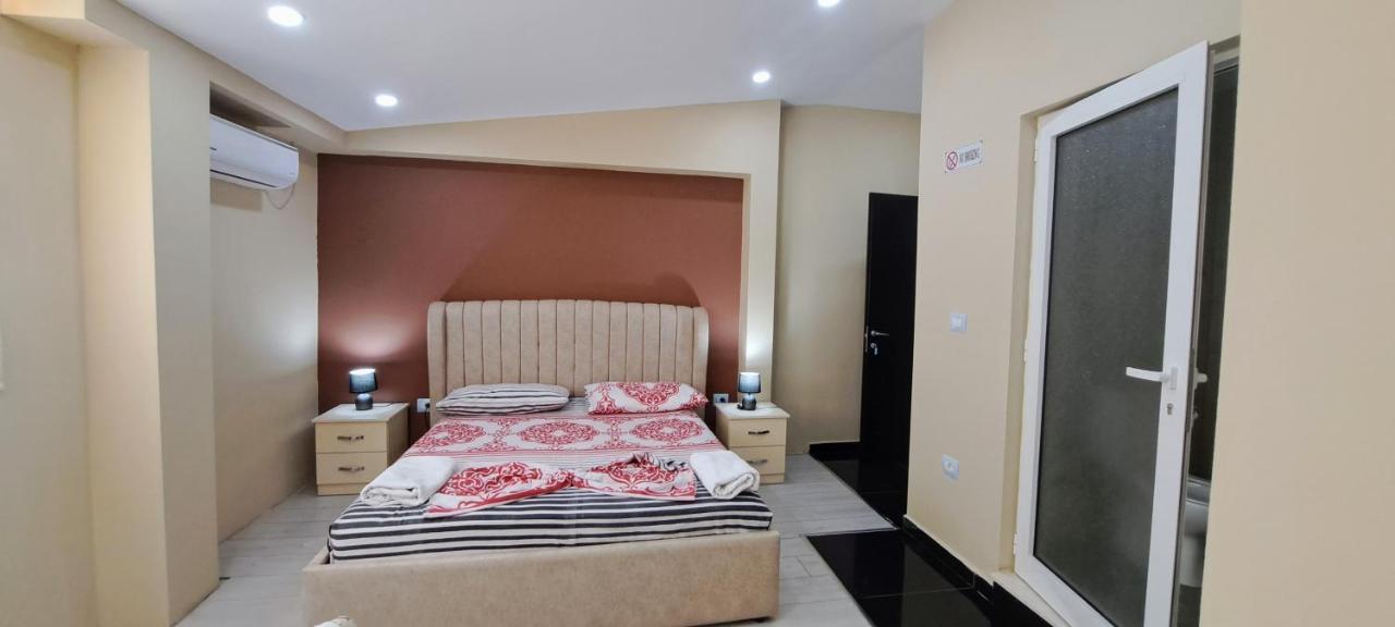 Citycenterhotel Shkodër 외부 사진