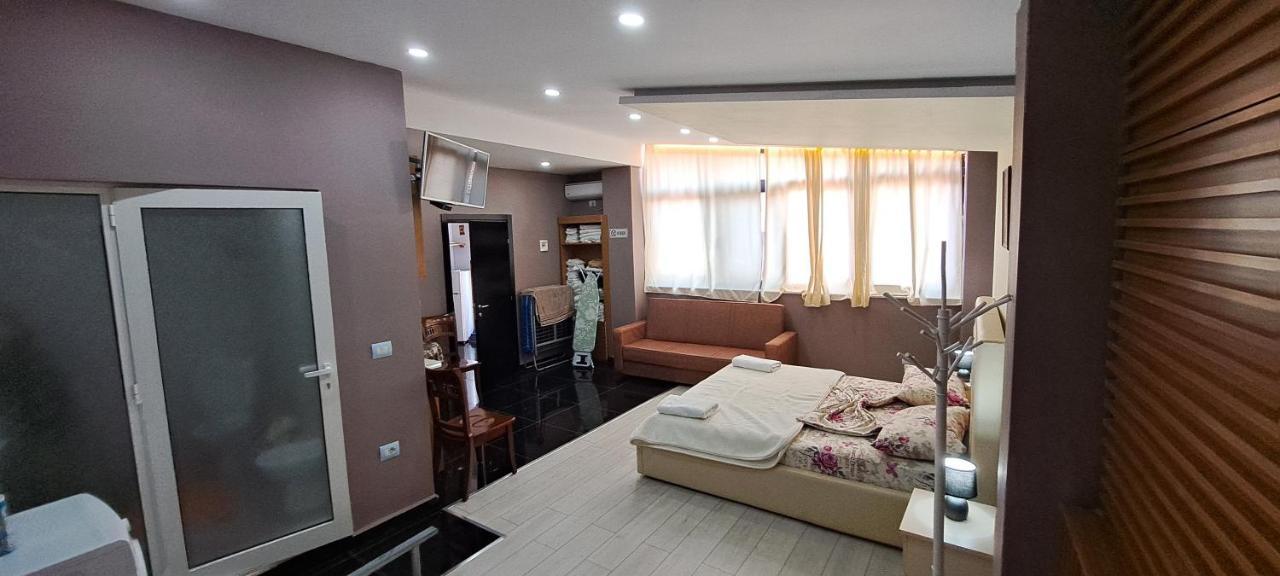 Citycenterhotel Shkodër 외부 사진