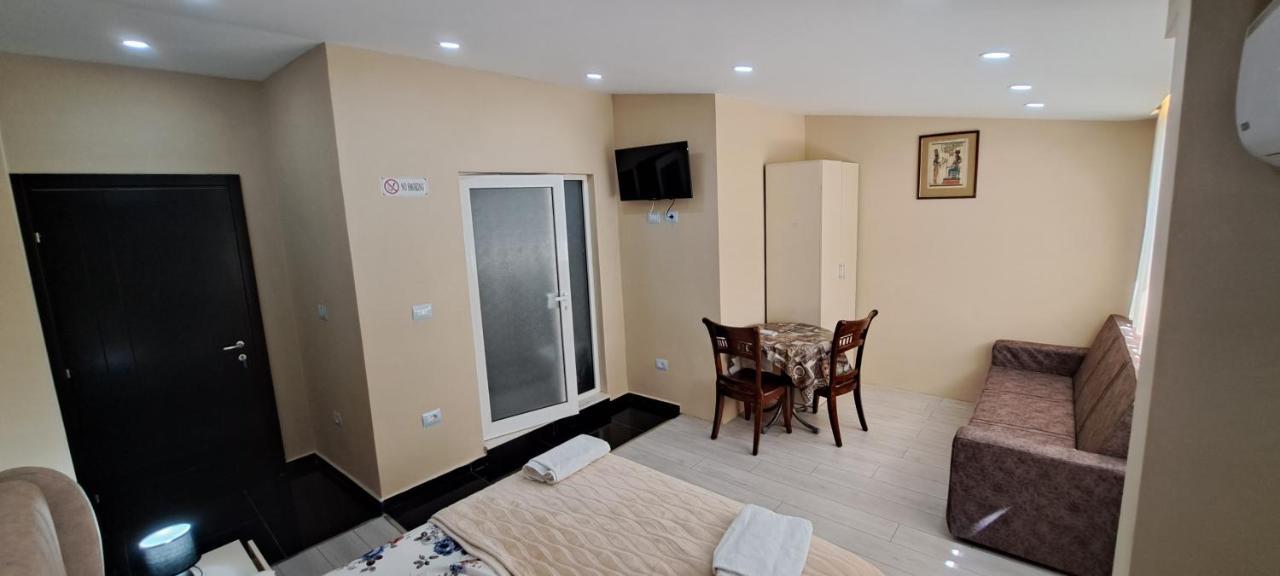 Citycenterhotel Shkodër 외부 사진