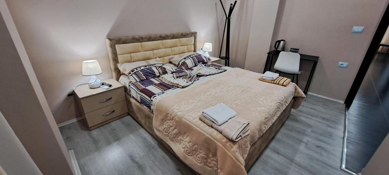 Citycenterhotel Shkodër 외부 사진