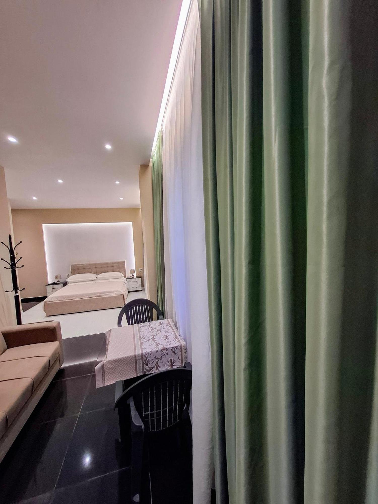 Citycenterhotel Shkodër 외부 사진
