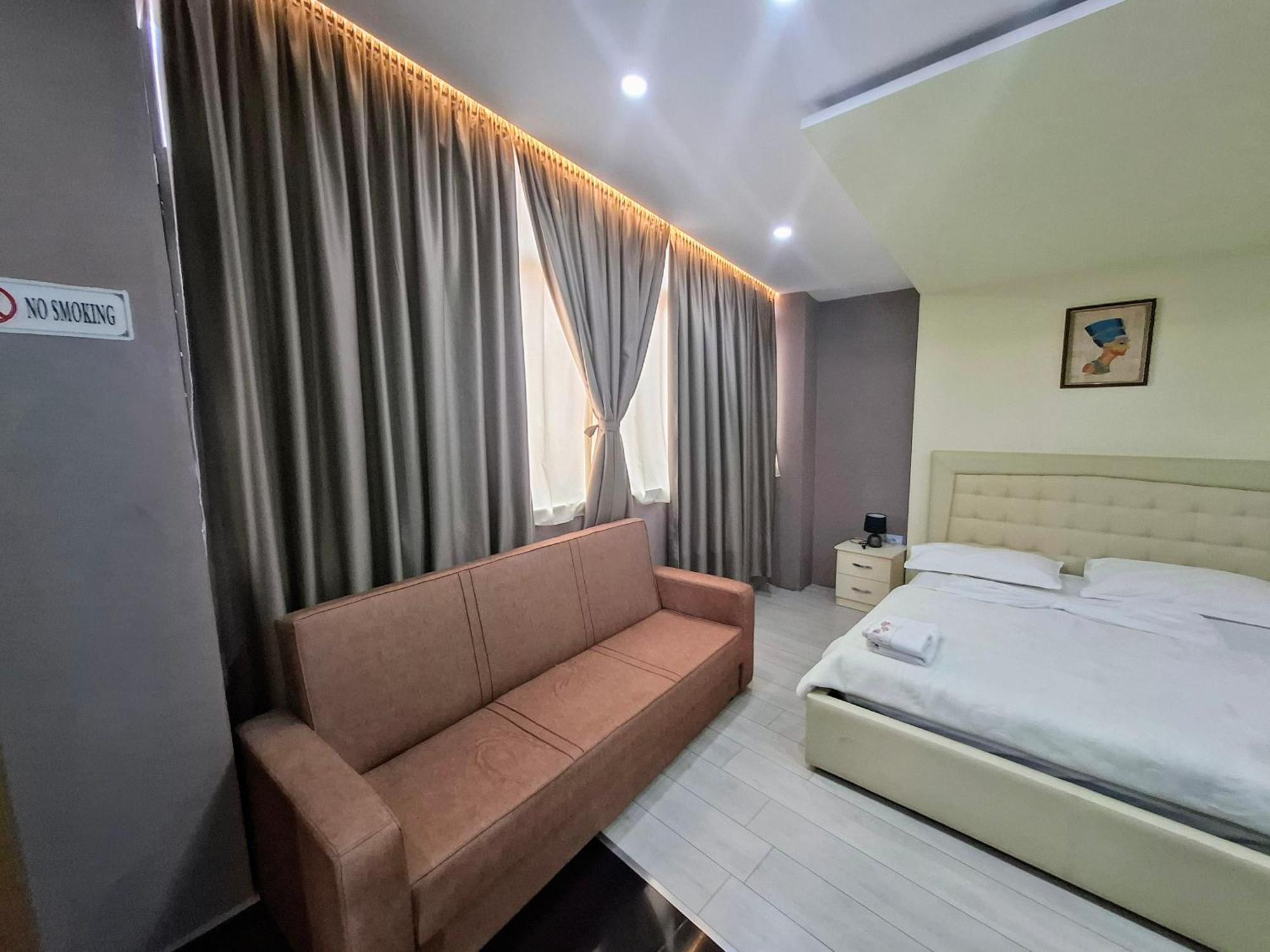 Citycenterhotel Shkodër 외부 사진